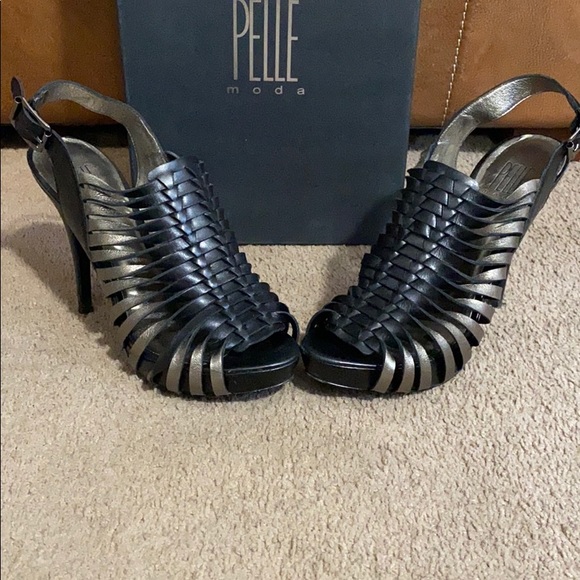 Strappy sexy platform shoes - Picture 2 of 6